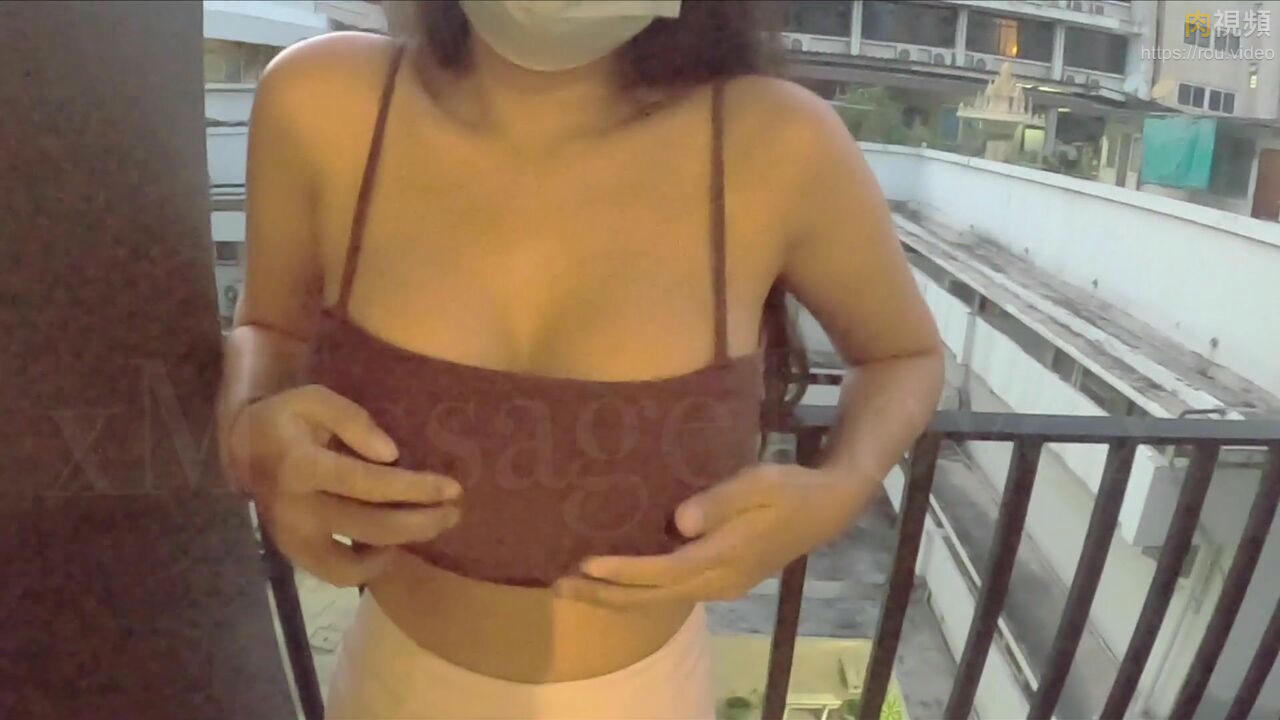 巨乳細腰淫女泰國酒店做愛 按摩Lovex